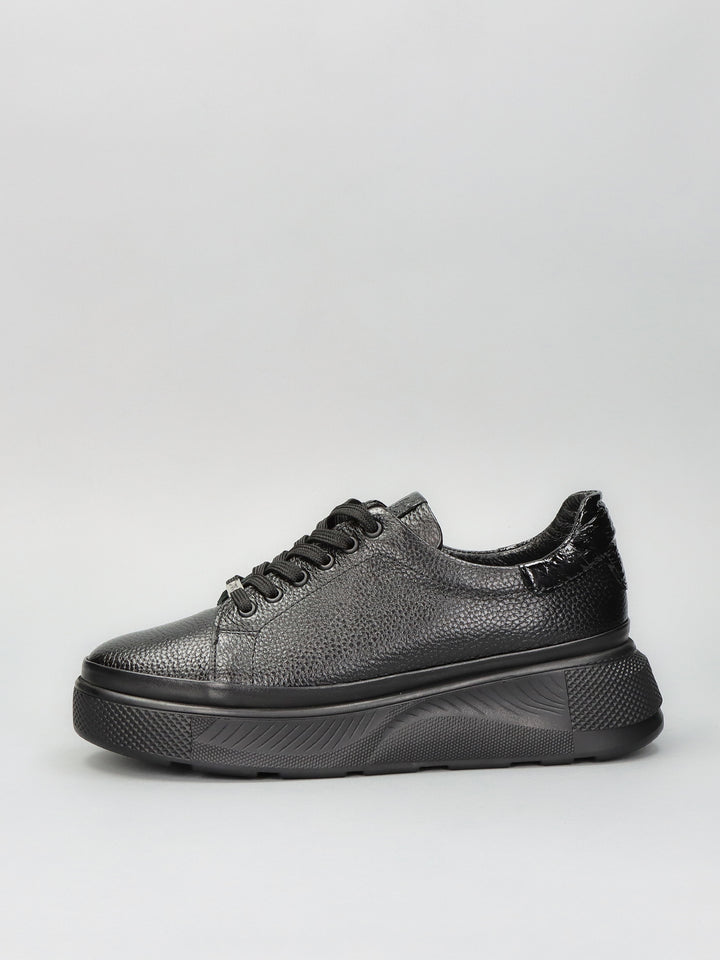CLANE VOLUME SOLE SHOES BLACK 37 美品 LEATHER SNEAKER - BLACK – ETIMEĒ