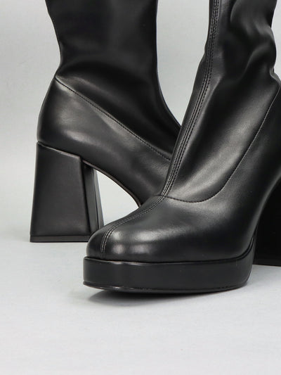 LEATHER BOOTS - BLACK