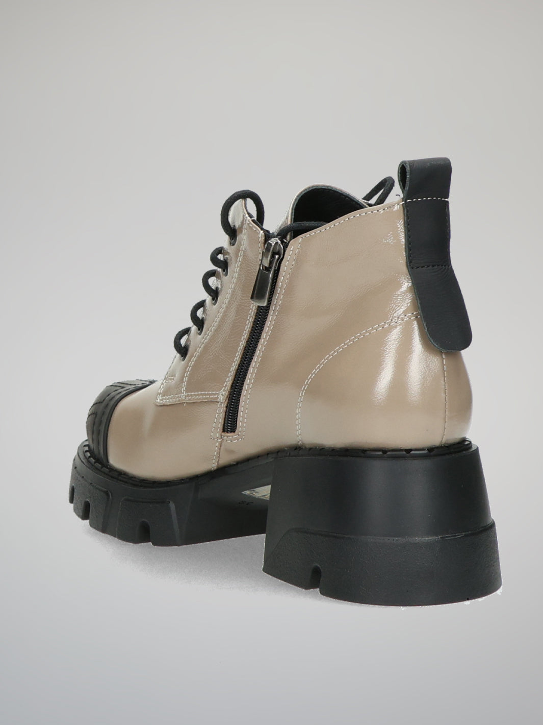 LEATHER ANKLE BOOTS - BEIGE