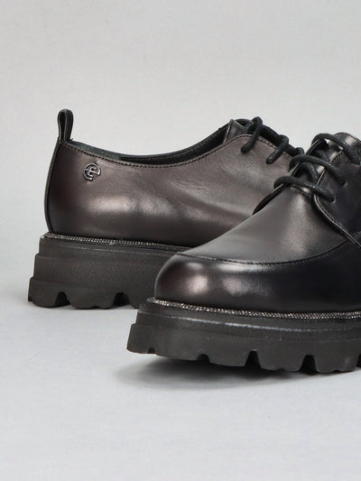 LEATHER LOW SHOES - BLACK