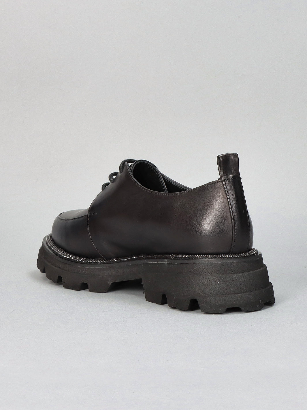 LEATHER LOW SHOES - BLACK