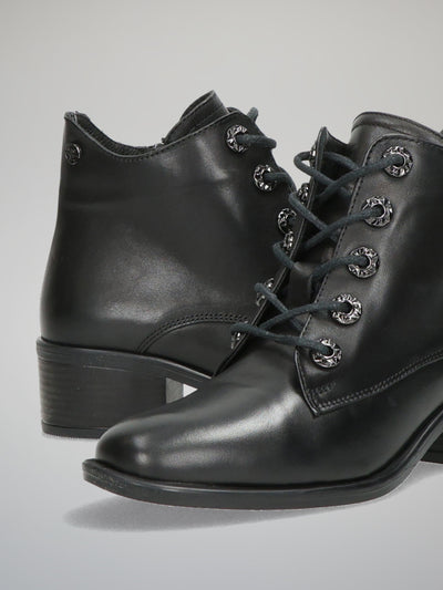 ANKLE BOOTS - BLACK