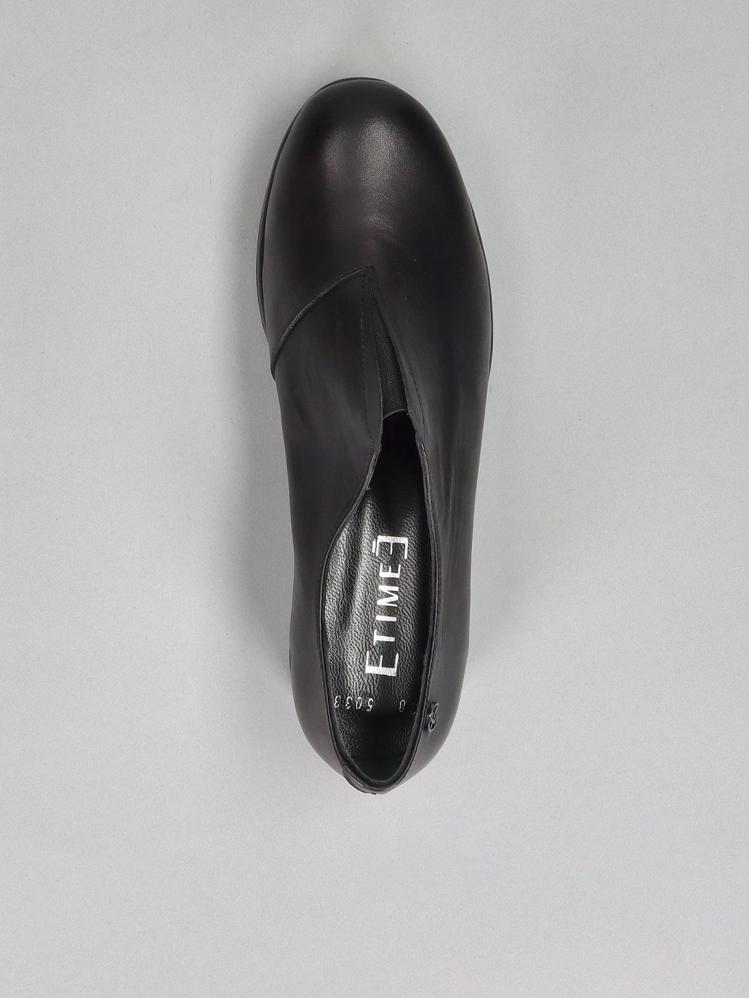 LEATHER LOW SHOES - BLACK