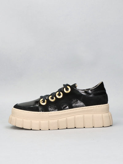 LEATHER SNEAKER - BLACK