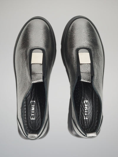 LEATHER LOW SHOES - METALLIC