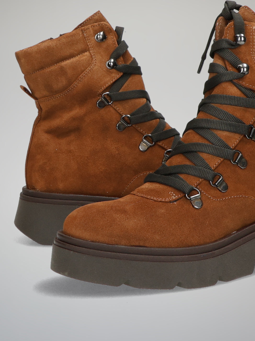 SUEDE ANKLE BOOTS - BROWN
