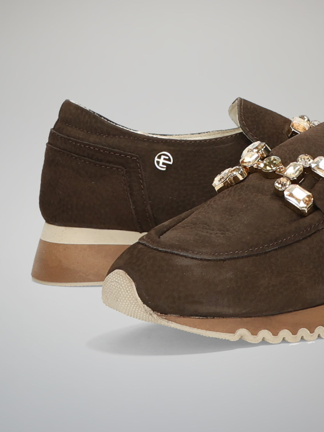 LEATHER SHOES - BROWN
