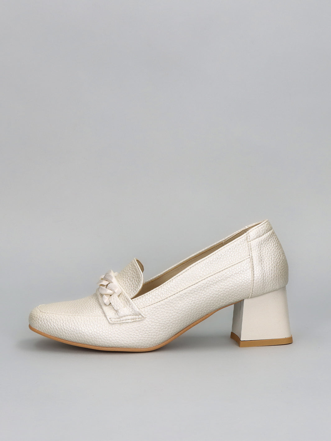 LEATHER LOW SHOES - BEIGE