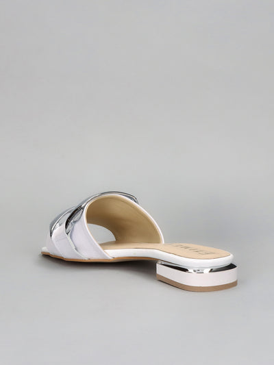 LEATHER SLIPPERS - WHITE