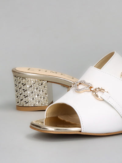 LEATHER SLIPPERS - WHITE