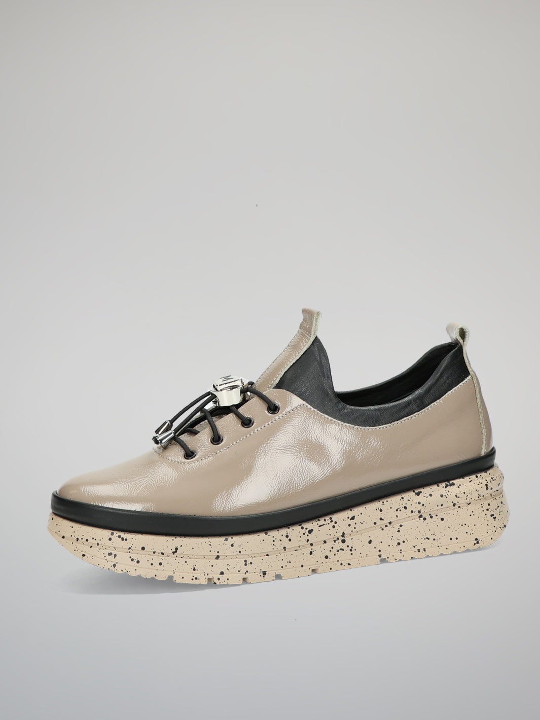 LEATHER LOW SHOES - BEIGE