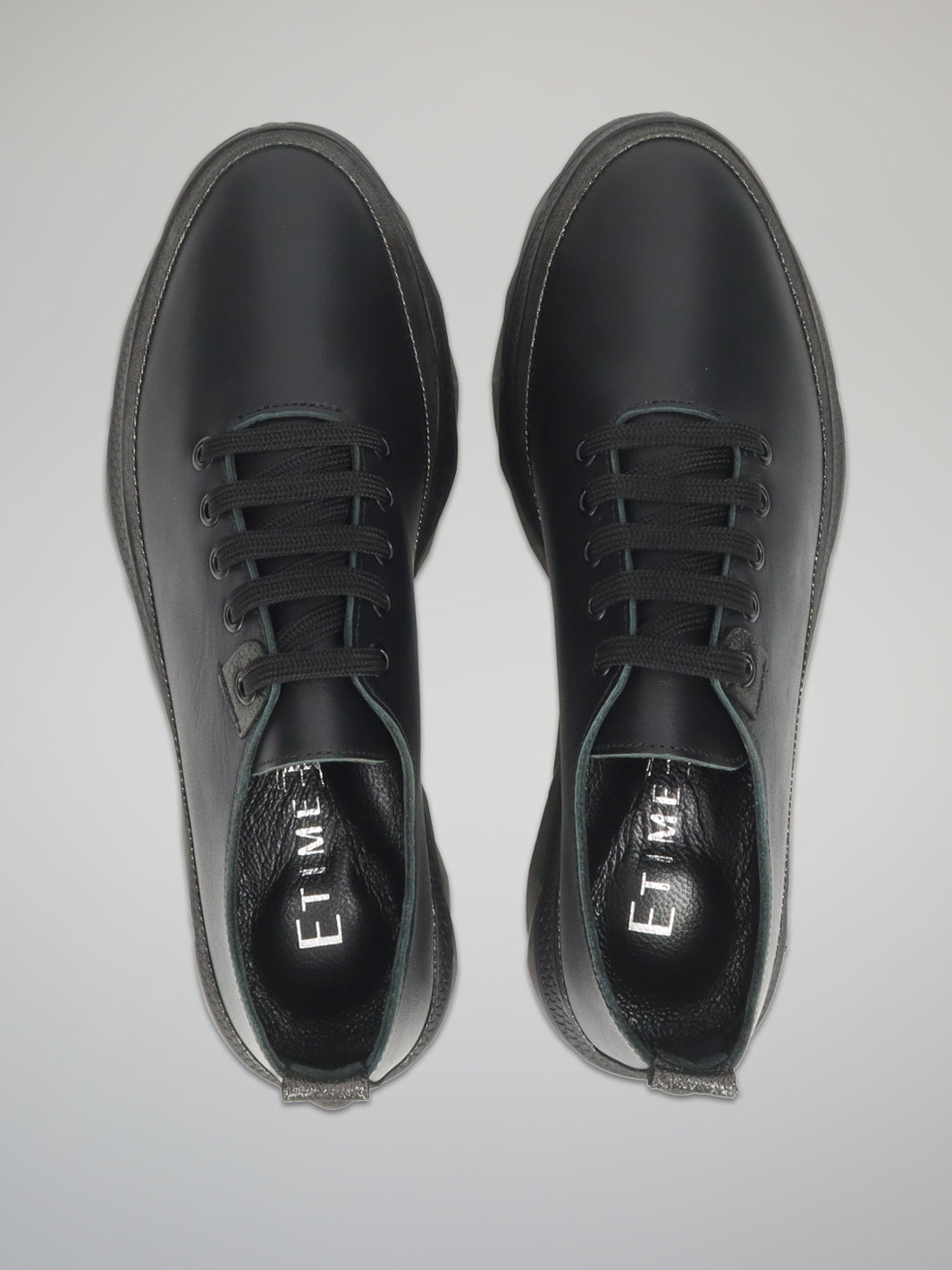 LEATHER LOW SHOES - BLACK