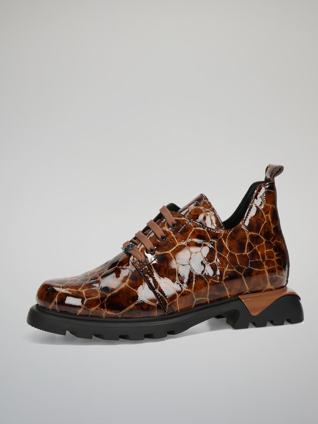 LEATHER SHOES - BROWN