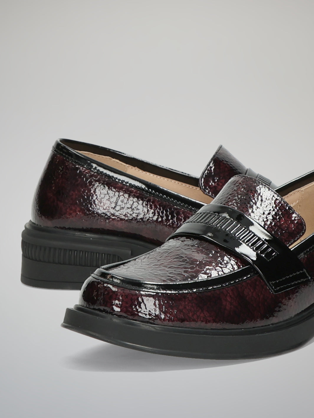 LEATHER LOW SHOES - BURGUNDY