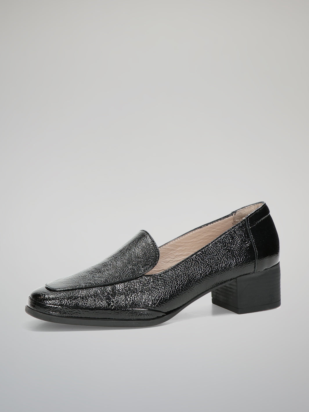 LEATHER SHOES - BLACK