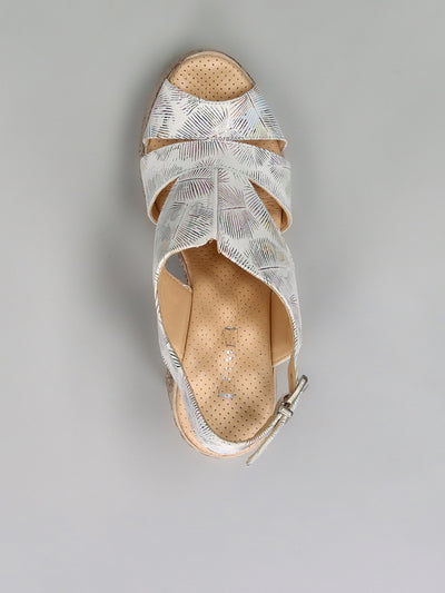 LEATHER SANDALS - WHITE