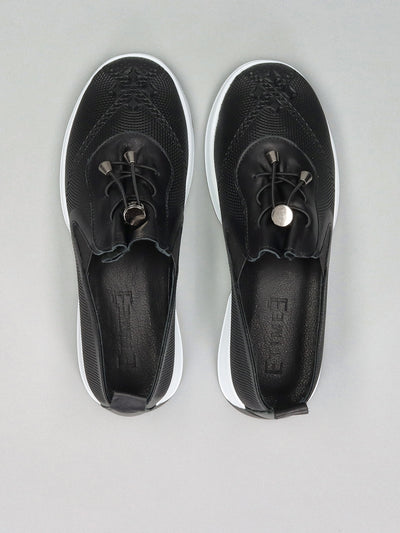 LEATHER LOW SHOES - BLACK