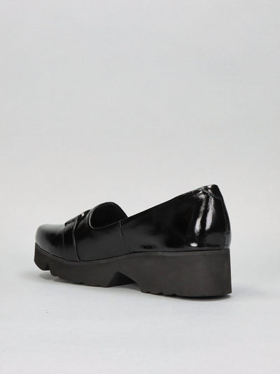 LEATHER LOW SHOES - BLACK