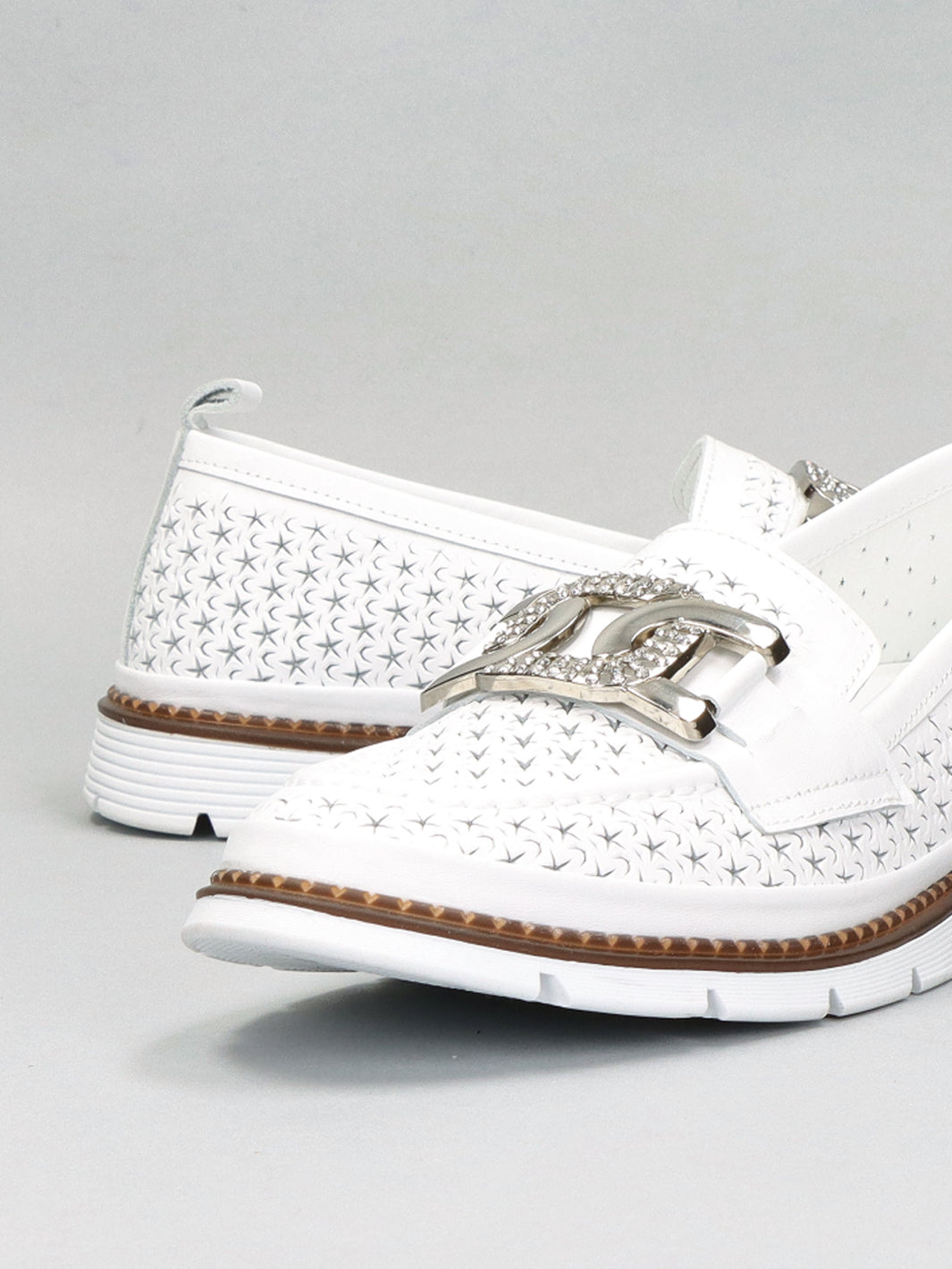 LEATHER LOW SHOES - WHITE
