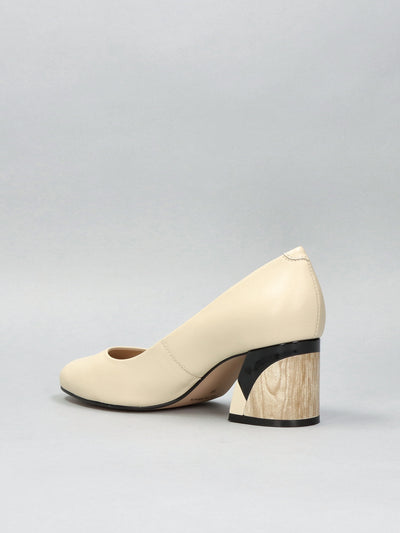 LEATHER PUMPS - BEIGE