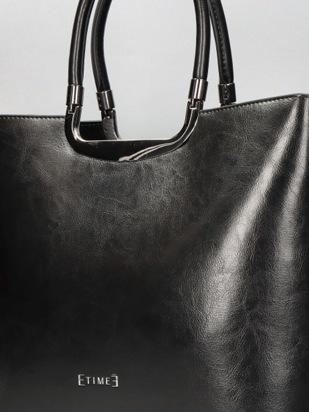 HANDBAG - BLACK